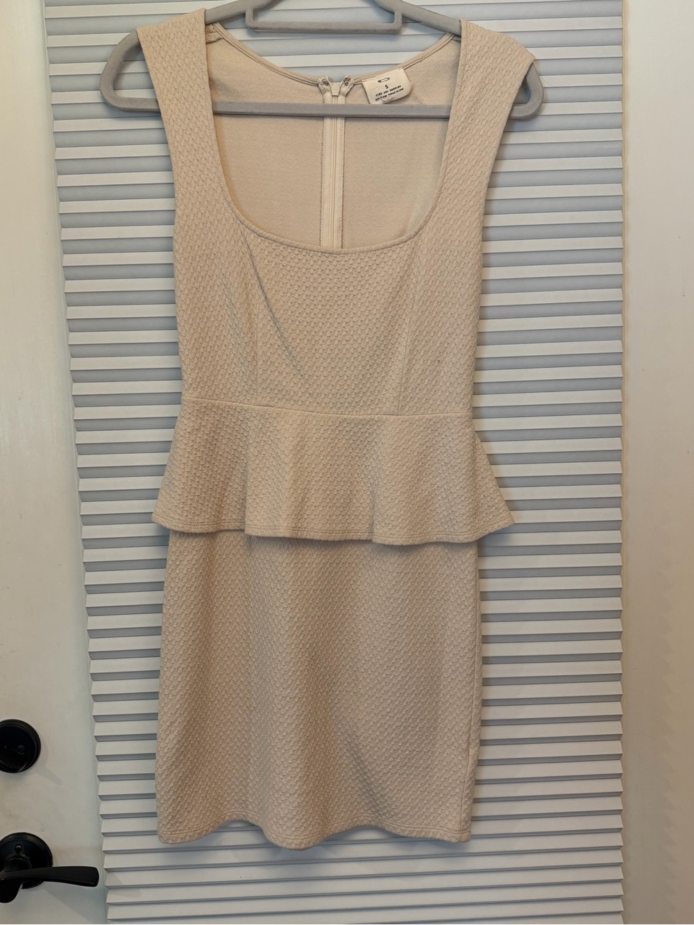 Pins & Needles Cream Peplum Sheath stretch Dress S